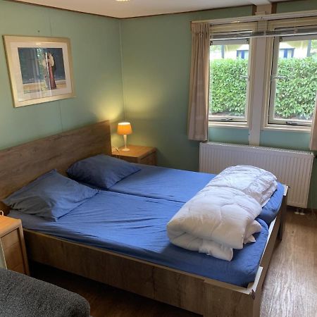 Sfeervolle Chalet Met Terras, H14 De Veldkamp, Epe, Voor 4 Personen Villa Exterior foto