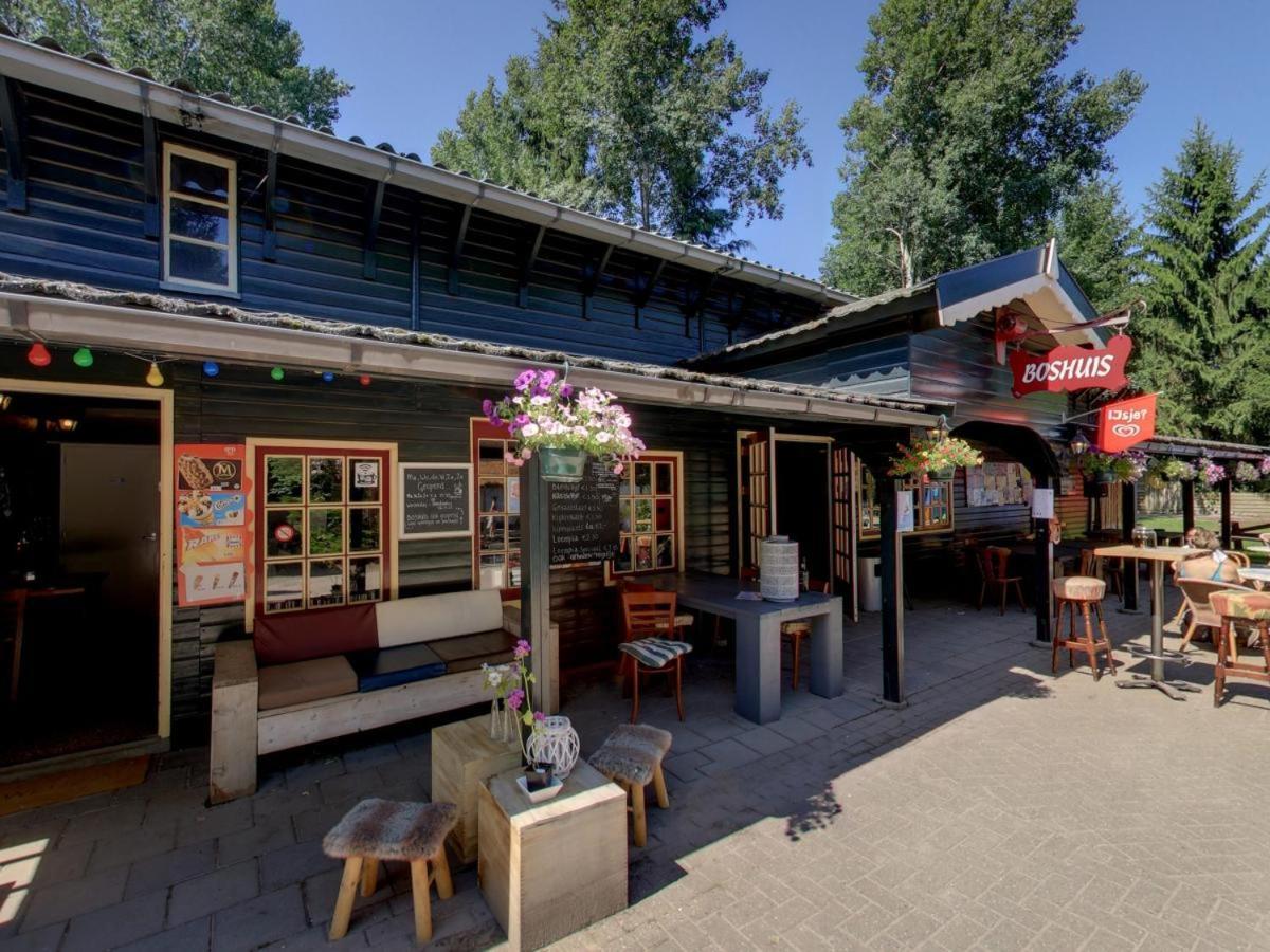 Sfeervolle Chalet Met Terras, H14 De Veldkamp, Epe, Voor 4 Personen Villa Exterior foto
