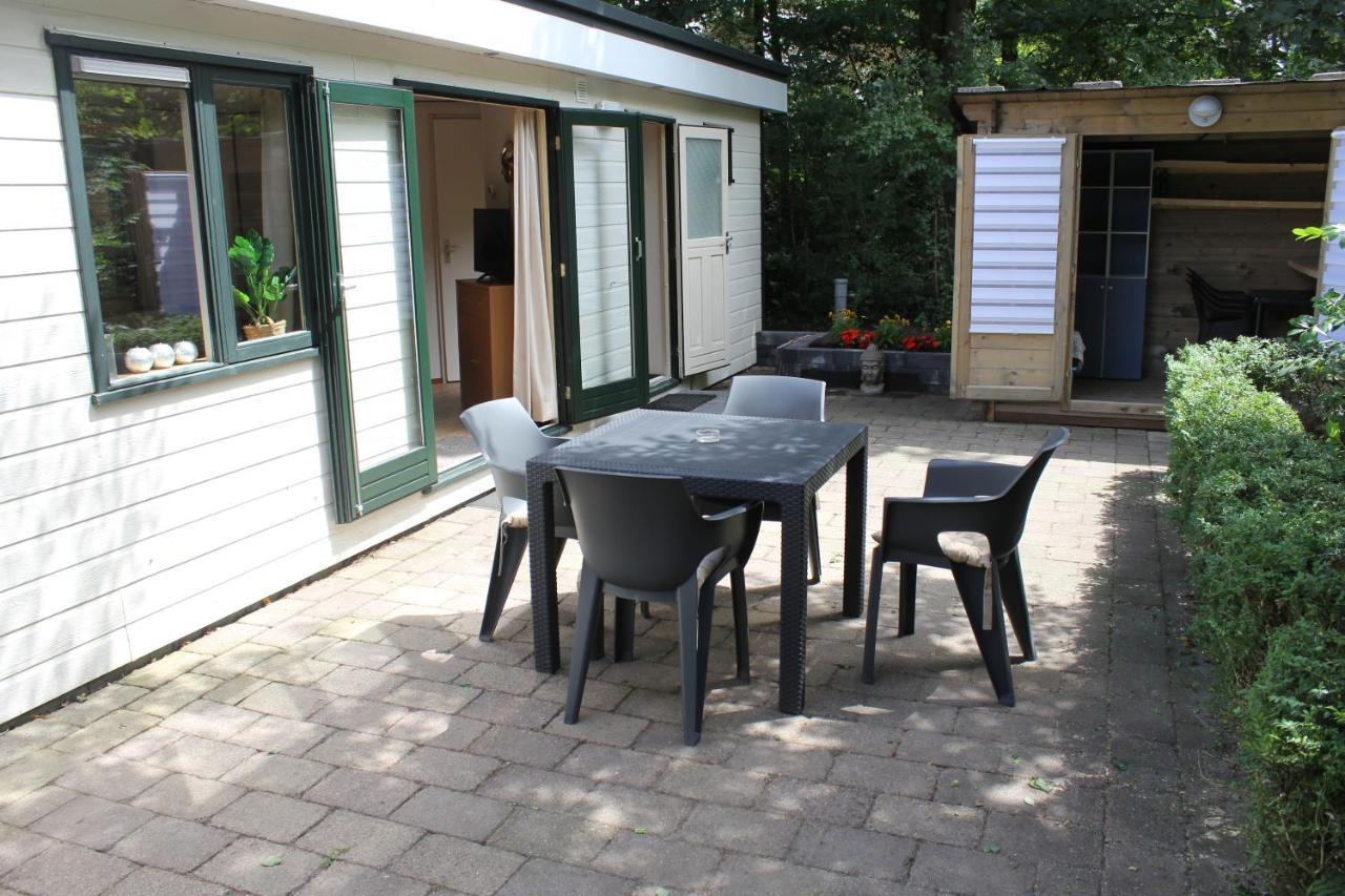 Sfeervolle Chalet Met Terras, H14 De Veldkamp, Epe, Voor 4 Personen Villa Exterior foto